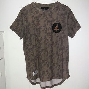 Curved Hem Camo shirt w/ Patches